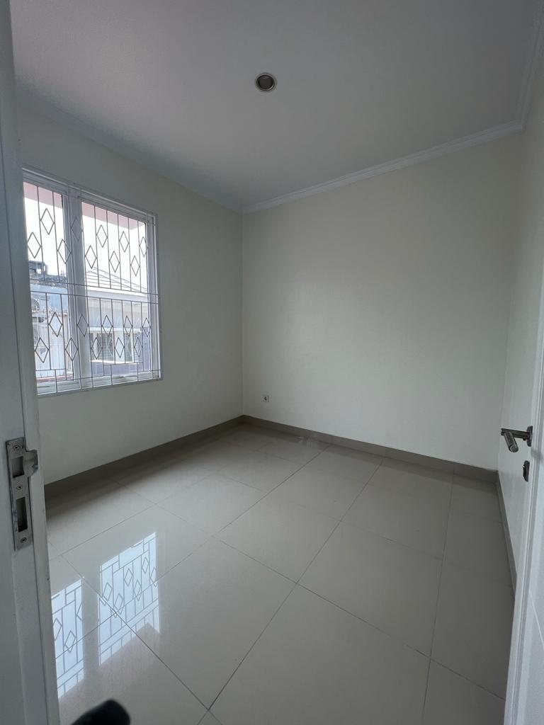 Rumah Disewakan di Cluster Ambrosia Lippo Cikarang